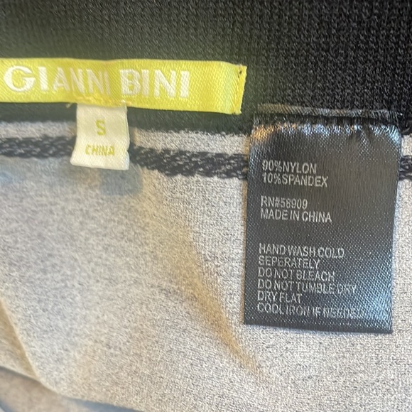 Gianni Binni Small Black & White, Stripped Leggings - Picture 5 of 8